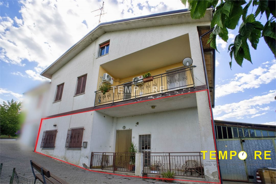 Quadrilocale in vendita a Mozzagrogna