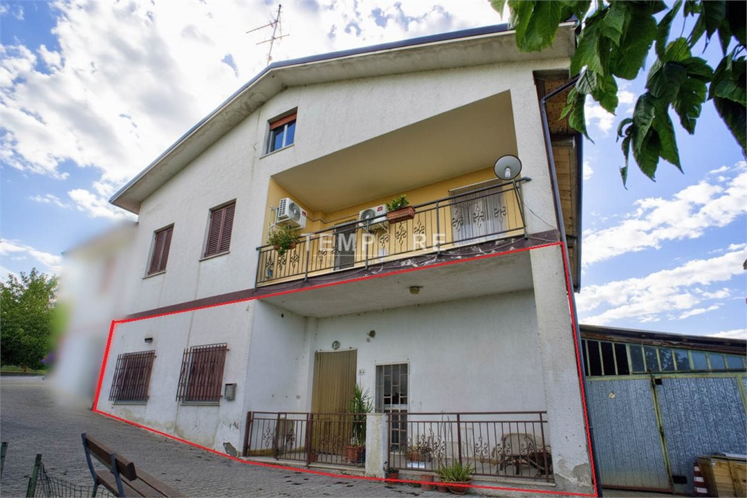 Quadrilocale in vendita a Mozzagrogna