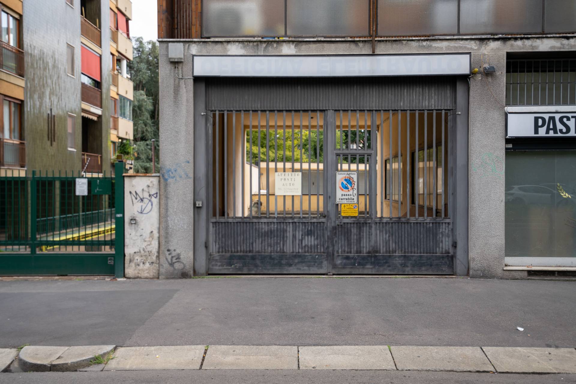 Struttura Commerciale in vendita a Milano, Chiesa Rossa, Cermenate, Ripamonti