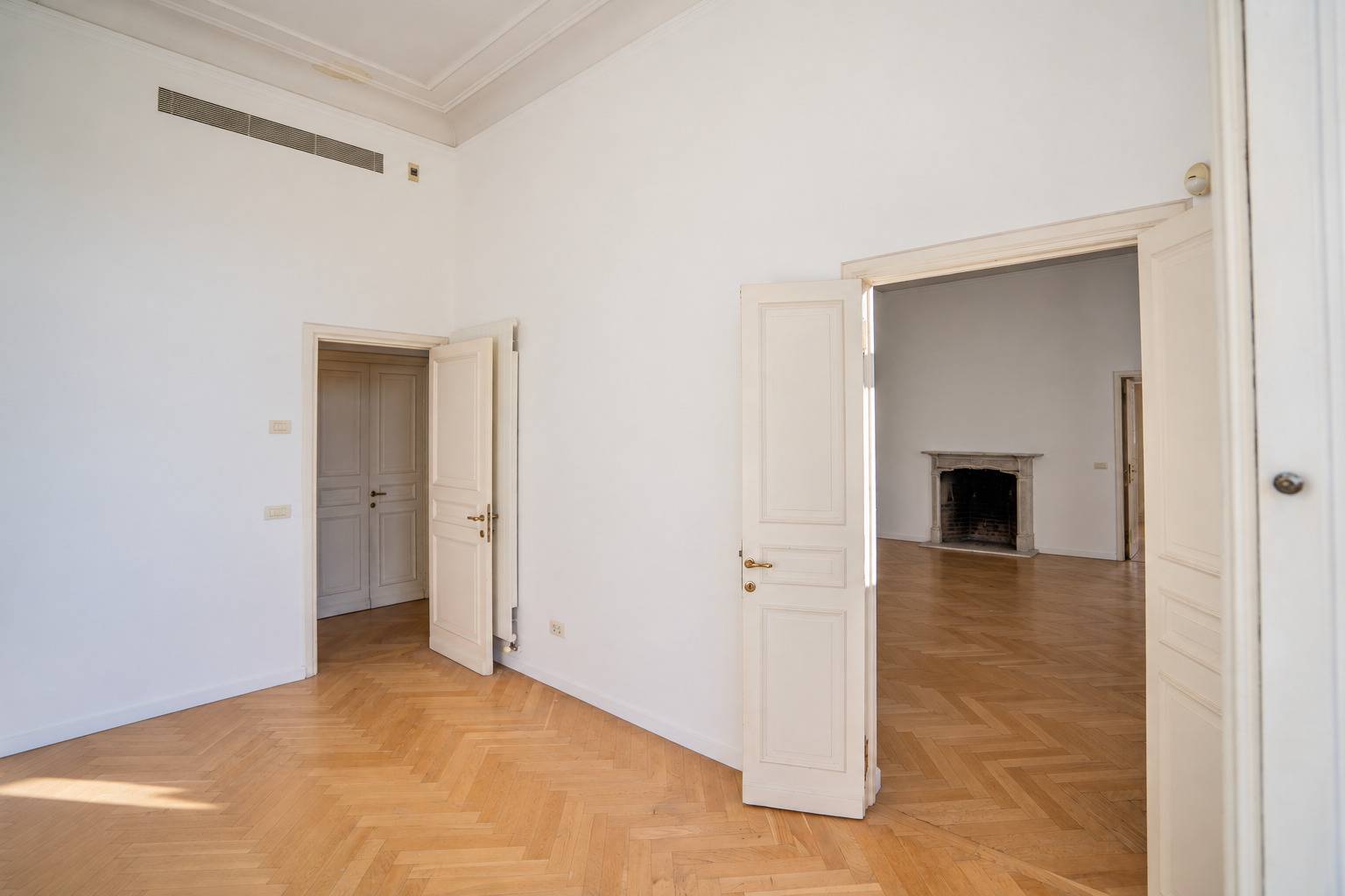 Appartamento in vendita a Milano, Parco Castello