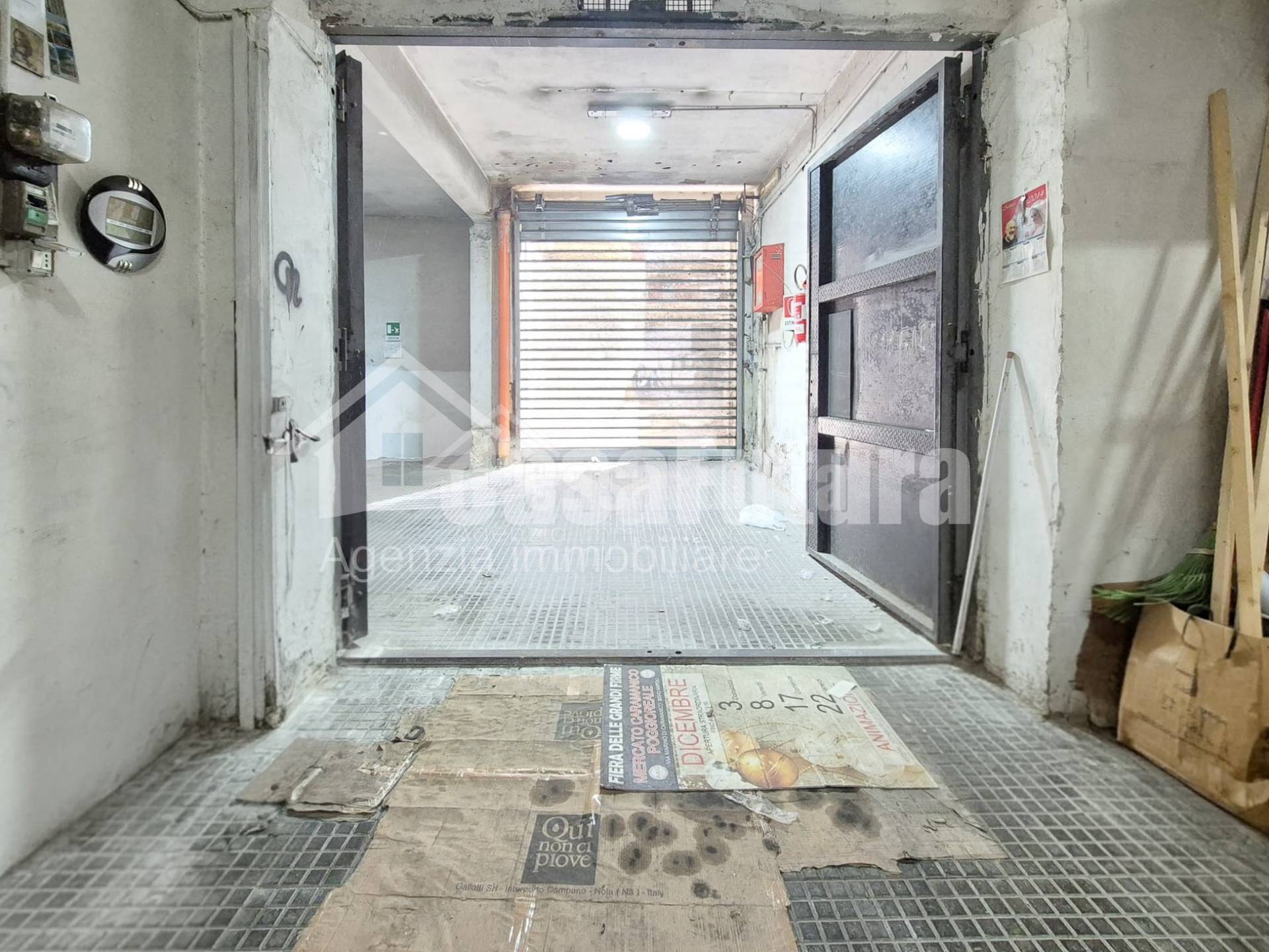 Box o garage in vendita a Napoli, Secondigliano
