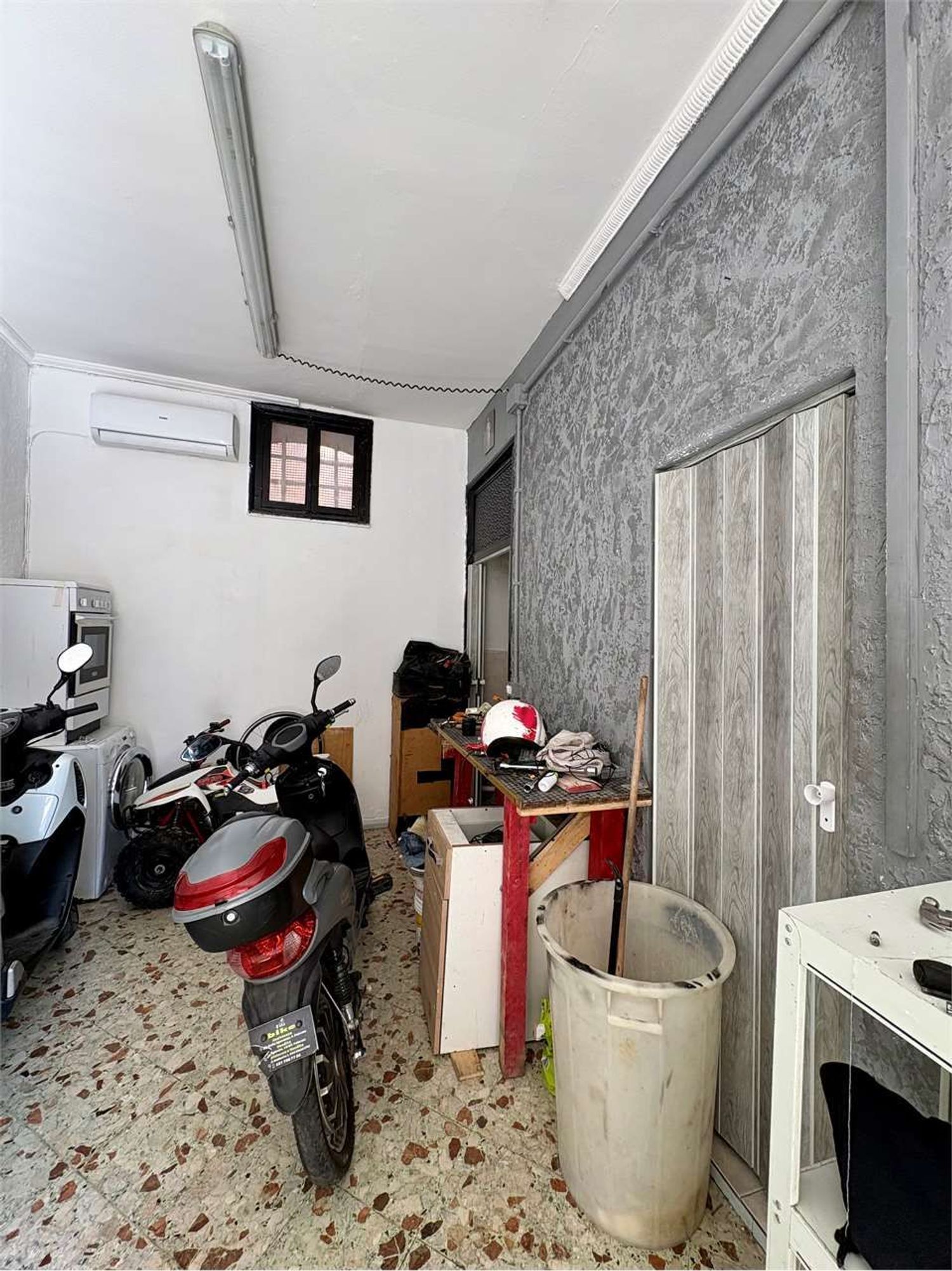 Locale commerciale in vendita a Palermo