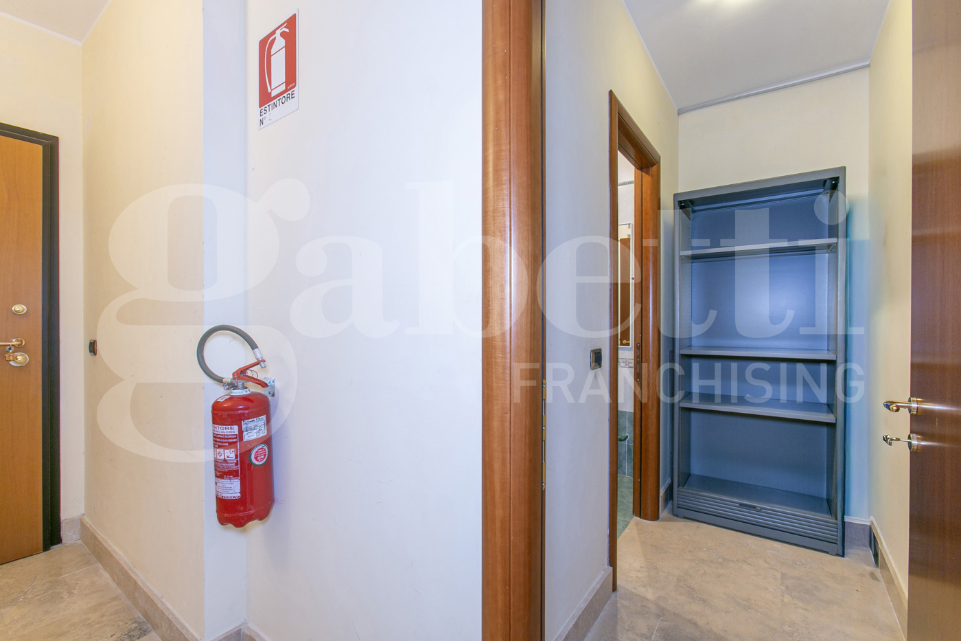 Ufficio ristrutturato a Pomezia