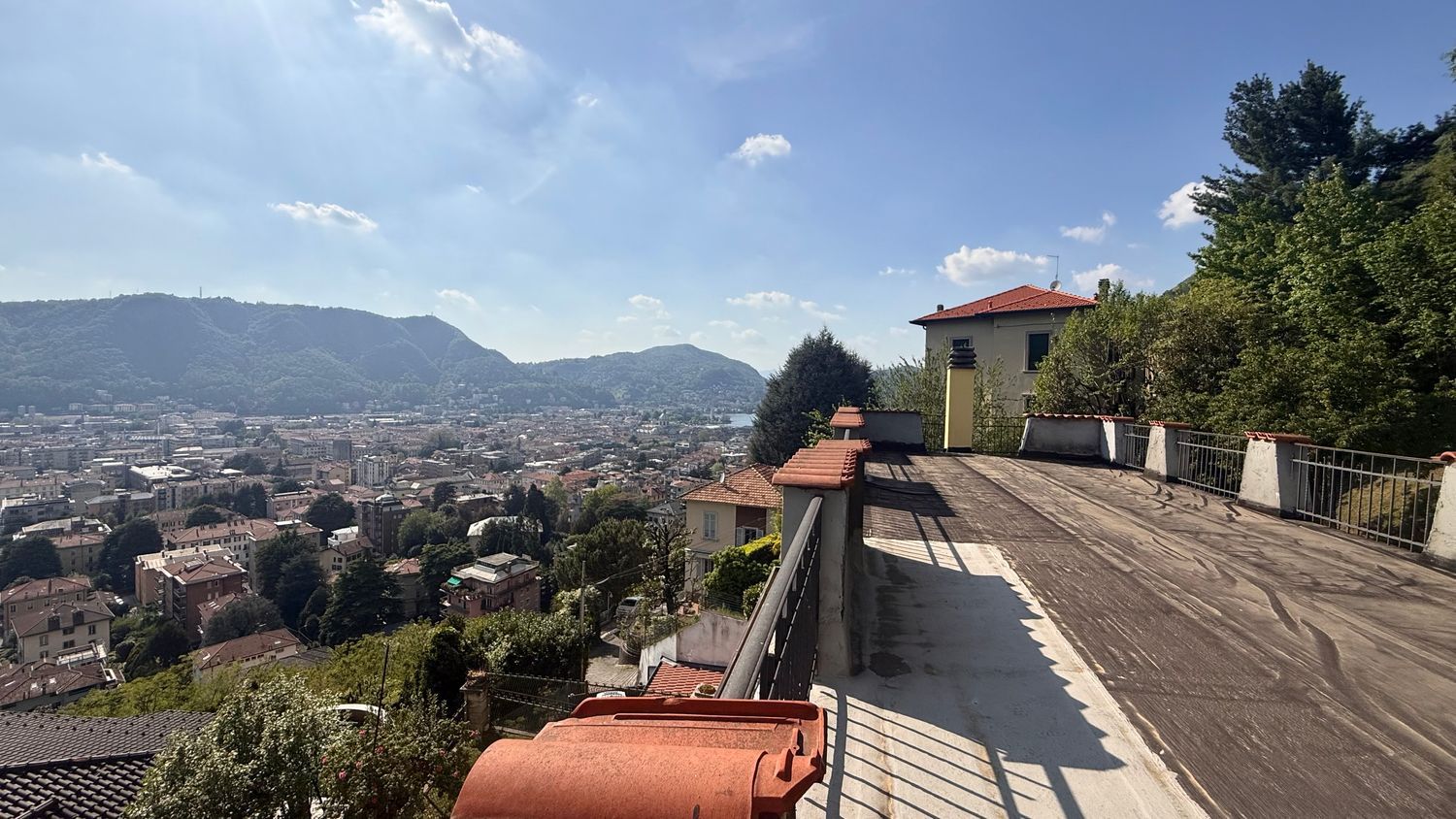 Villa in vendita a Como
