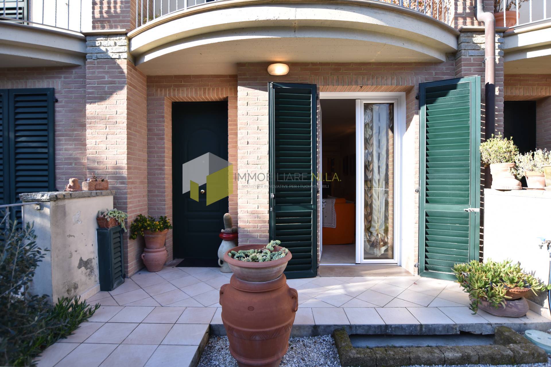 Villa con giardino a Pisa