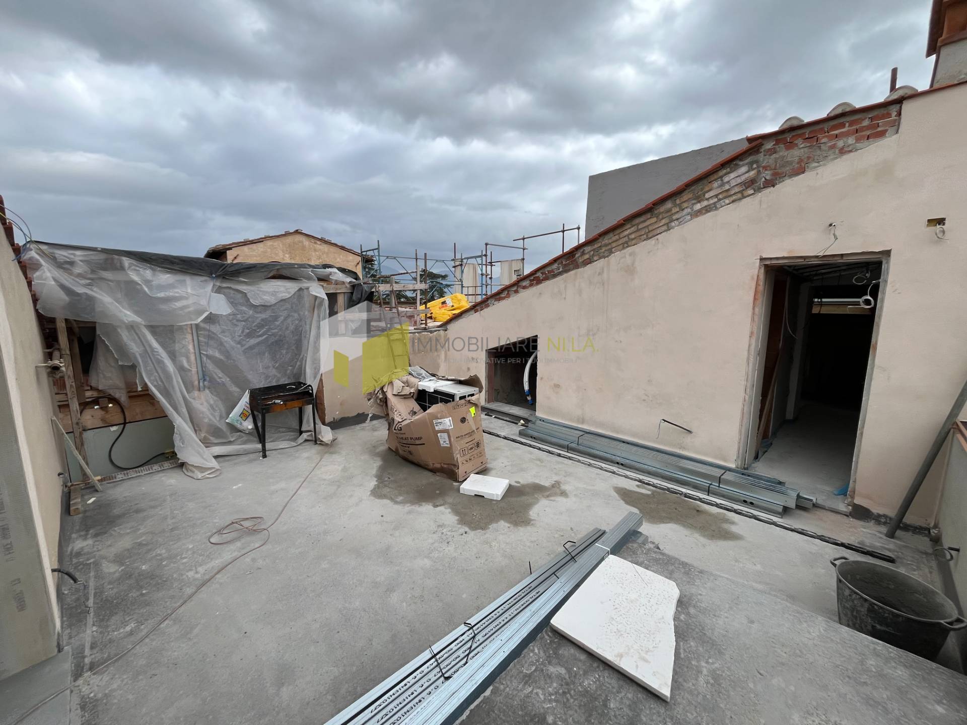Appartamento con terrazzo a Pisa