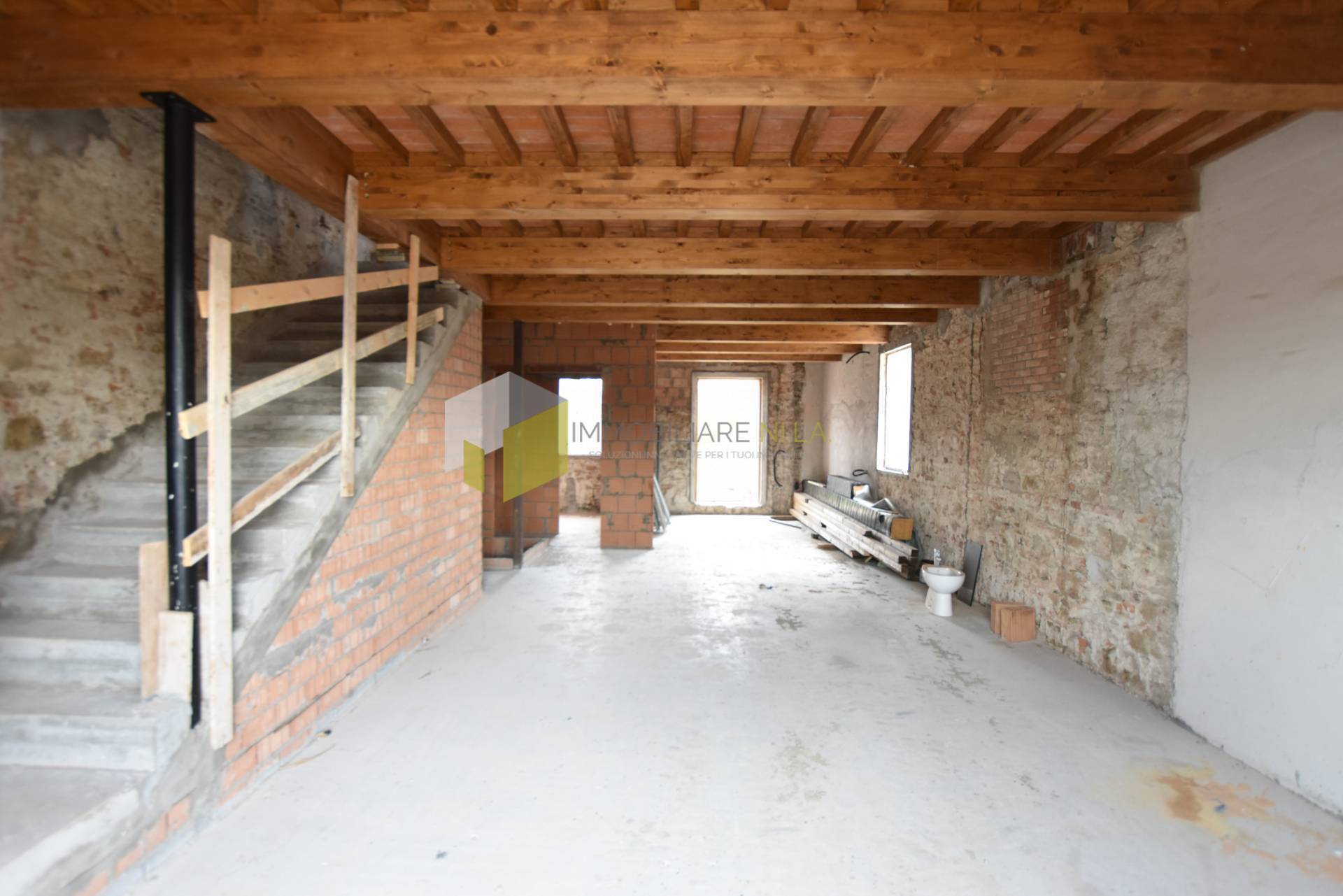 Casa indipendente con giardino a Vecchiano