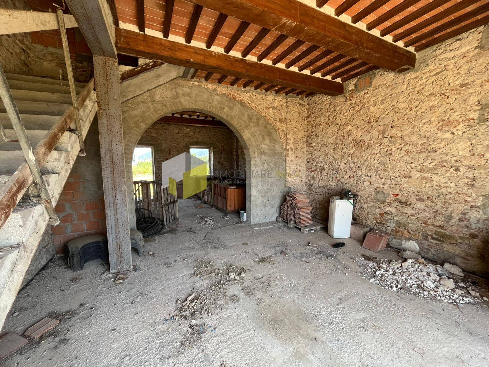Casa indipendente con giardino a San Giuliano Terme