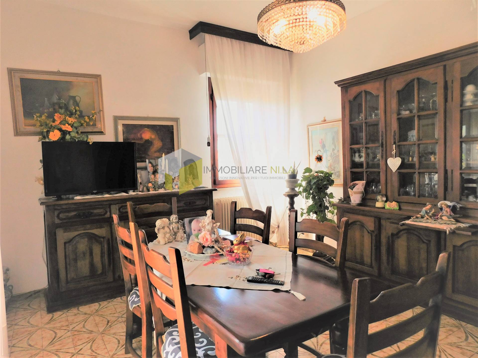 Appartamento con terrazzo a San Giuliano Terme