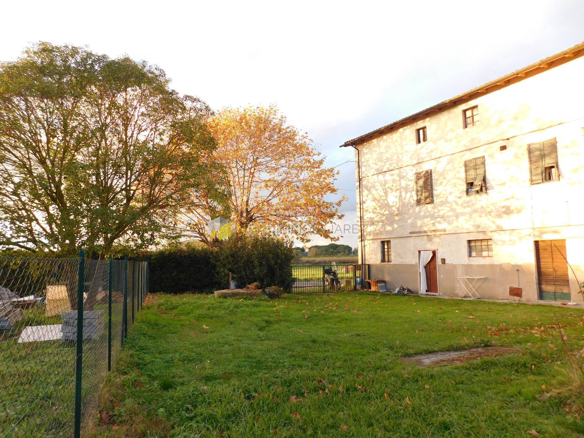 Rustico con giardino a San Giuliano Terme
