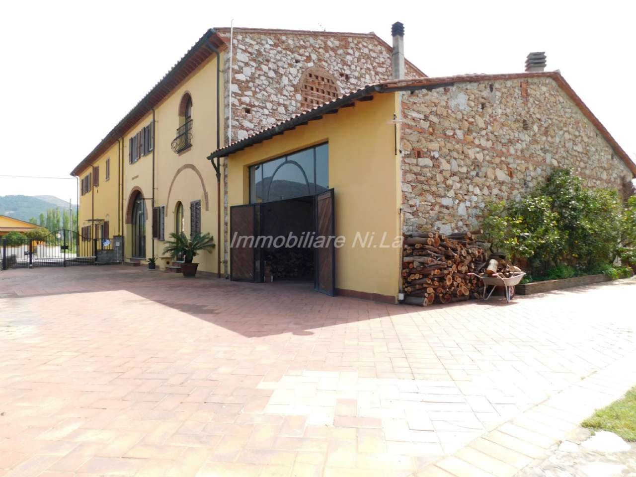 Rustico con giardino a San Giuliano Terme