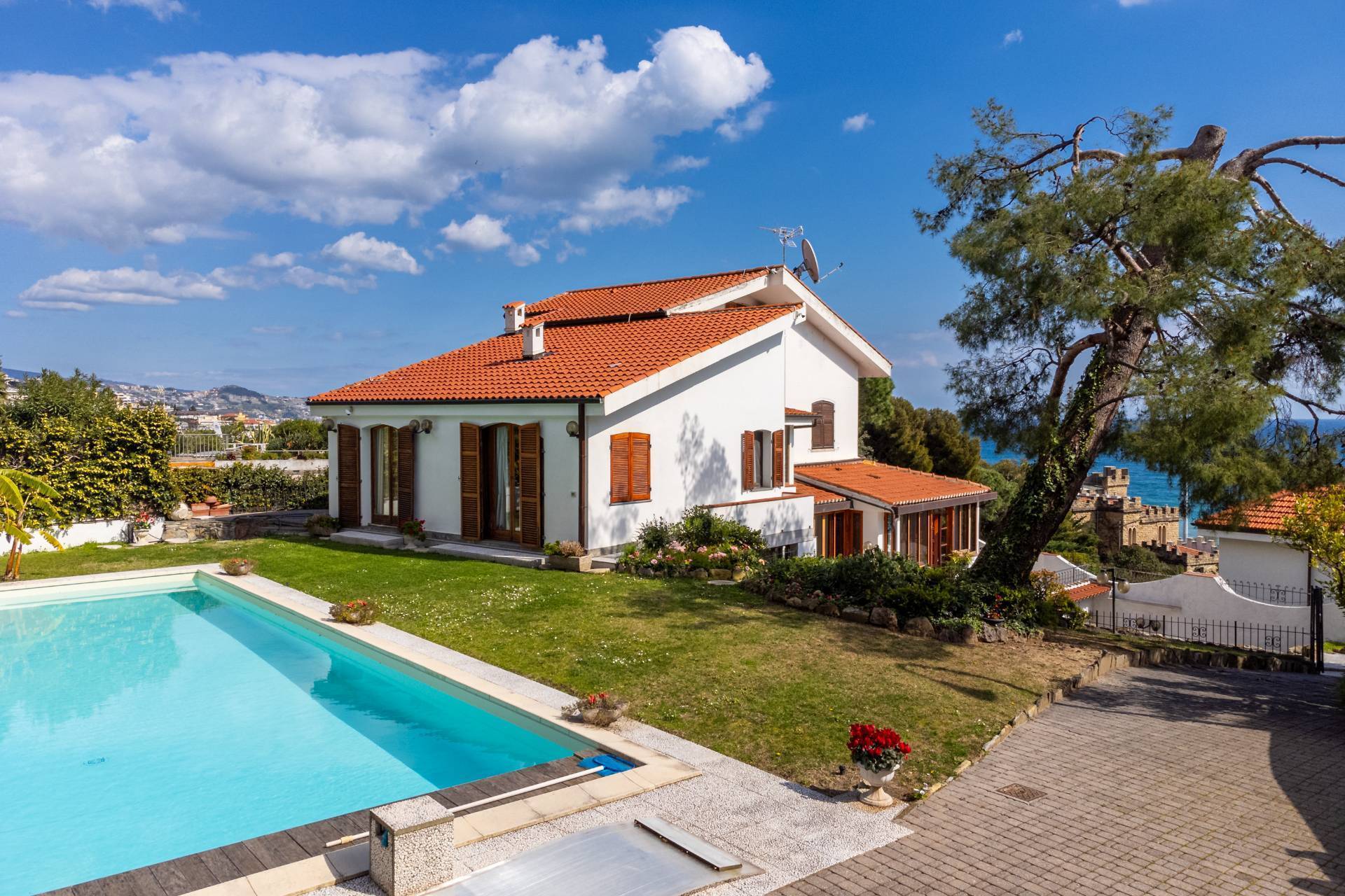 Villa in vendita a Sanremo
