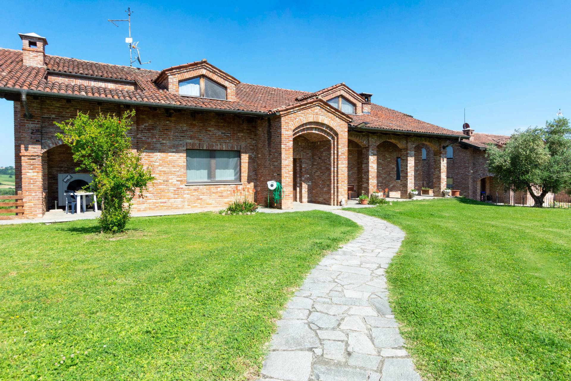 Villa in vendita a Altavilla Monferrato