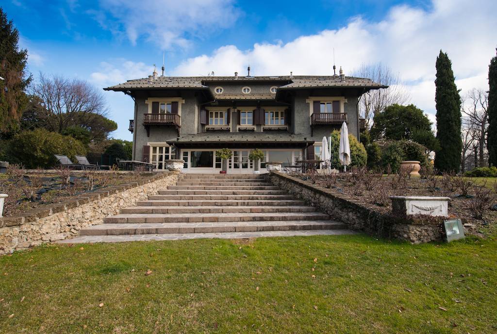Villa in vendita a Besana in Brianza