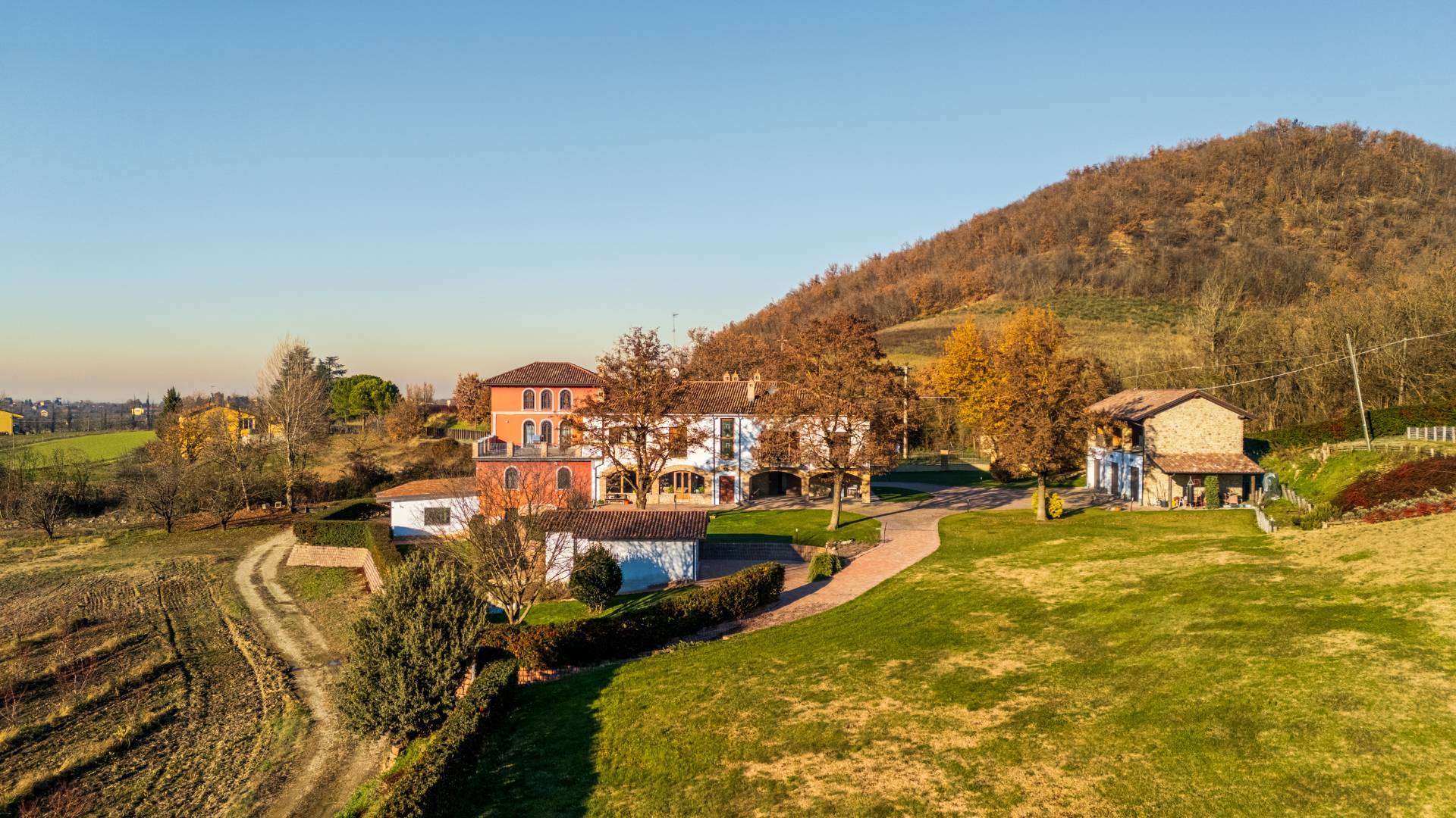 Villa in vendita a Volpedo