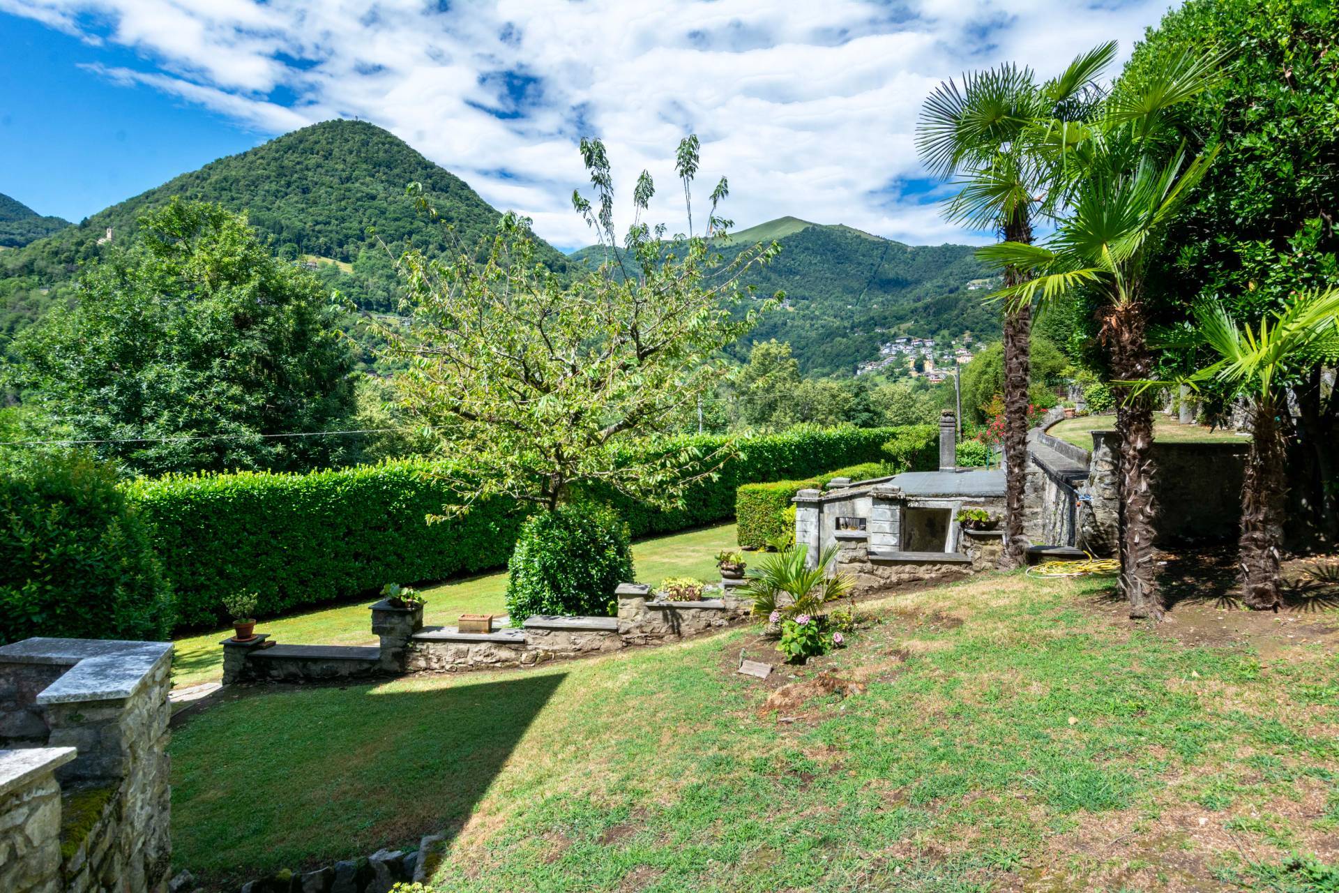 Villa in vendita a Dizzasco