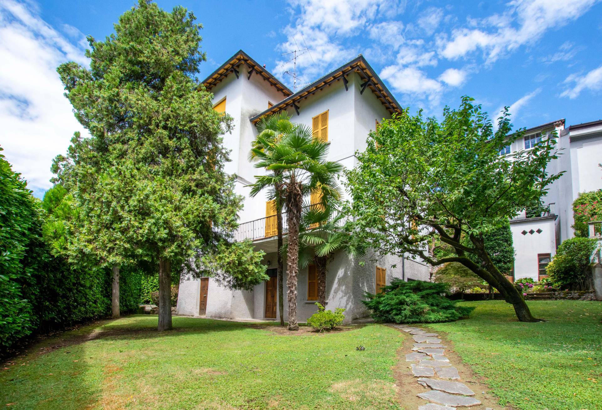 Villa in vendita a Dizzasco