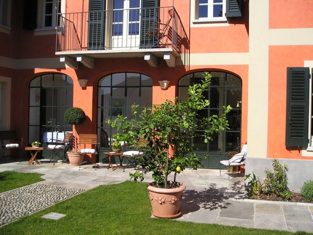 Villa in vendita a Oggebbio