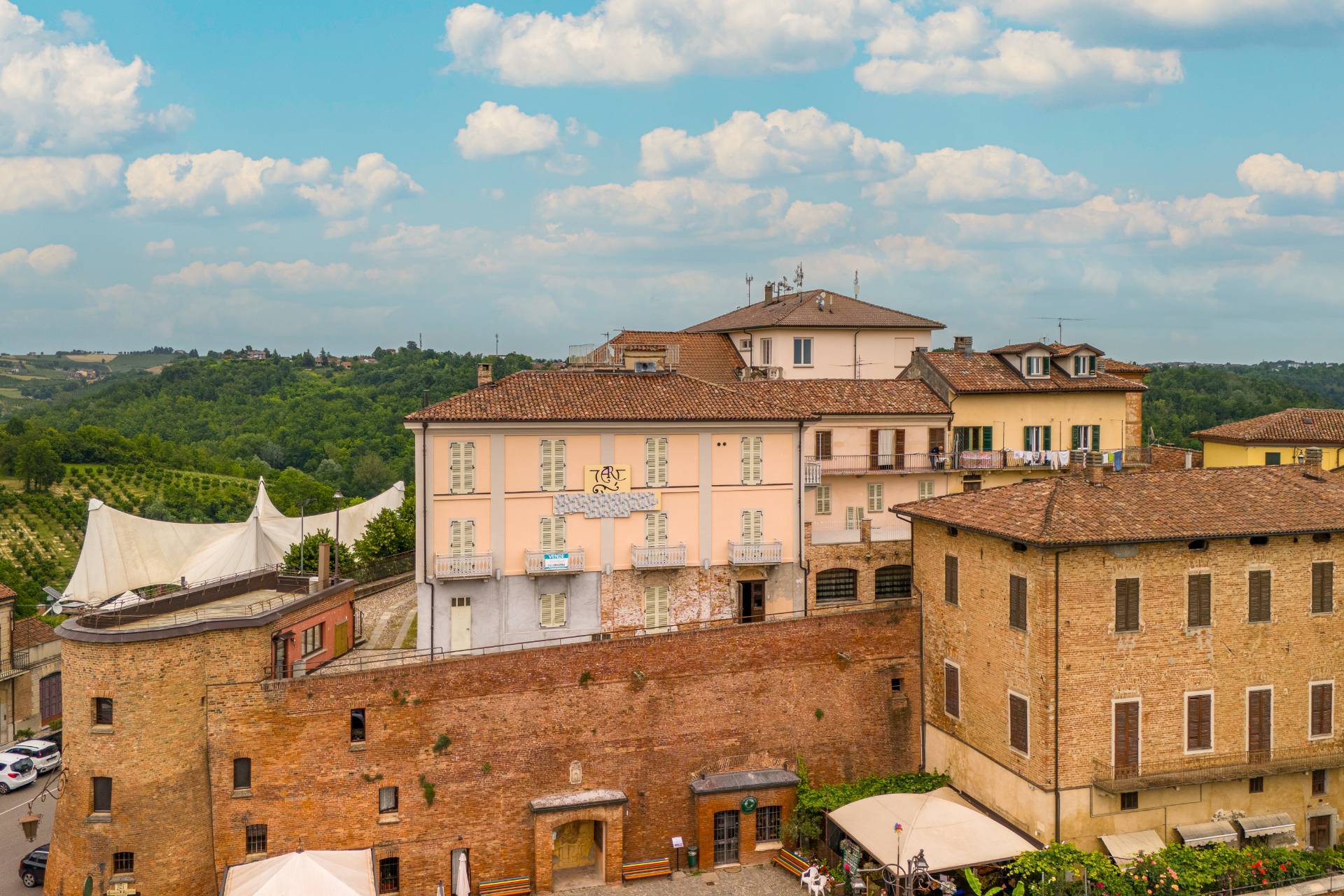 Palazzo in vendita a Portacomaro