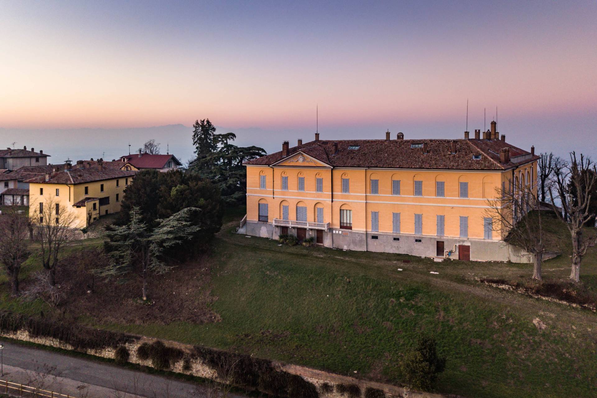 Castello in vendita a Santa Giuletta
