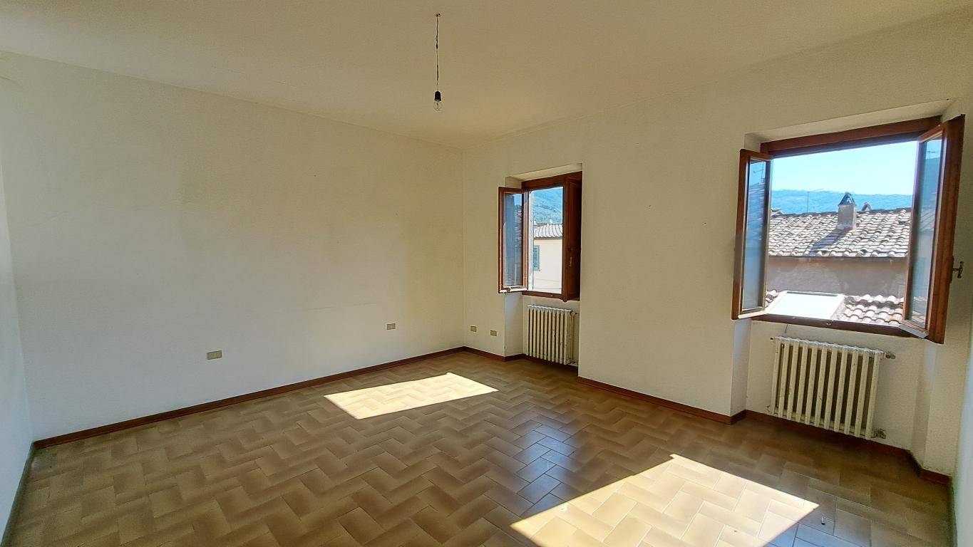 Casa indipendente in vendita a Loro Ciuffenna, San Giustino Valdarno