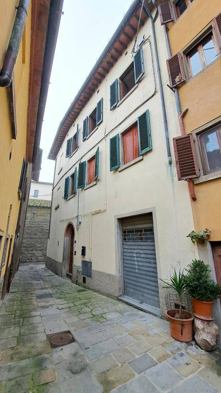 Casa indipendente in vendita a Loro Ciuffenna, San Giustino Valdarno