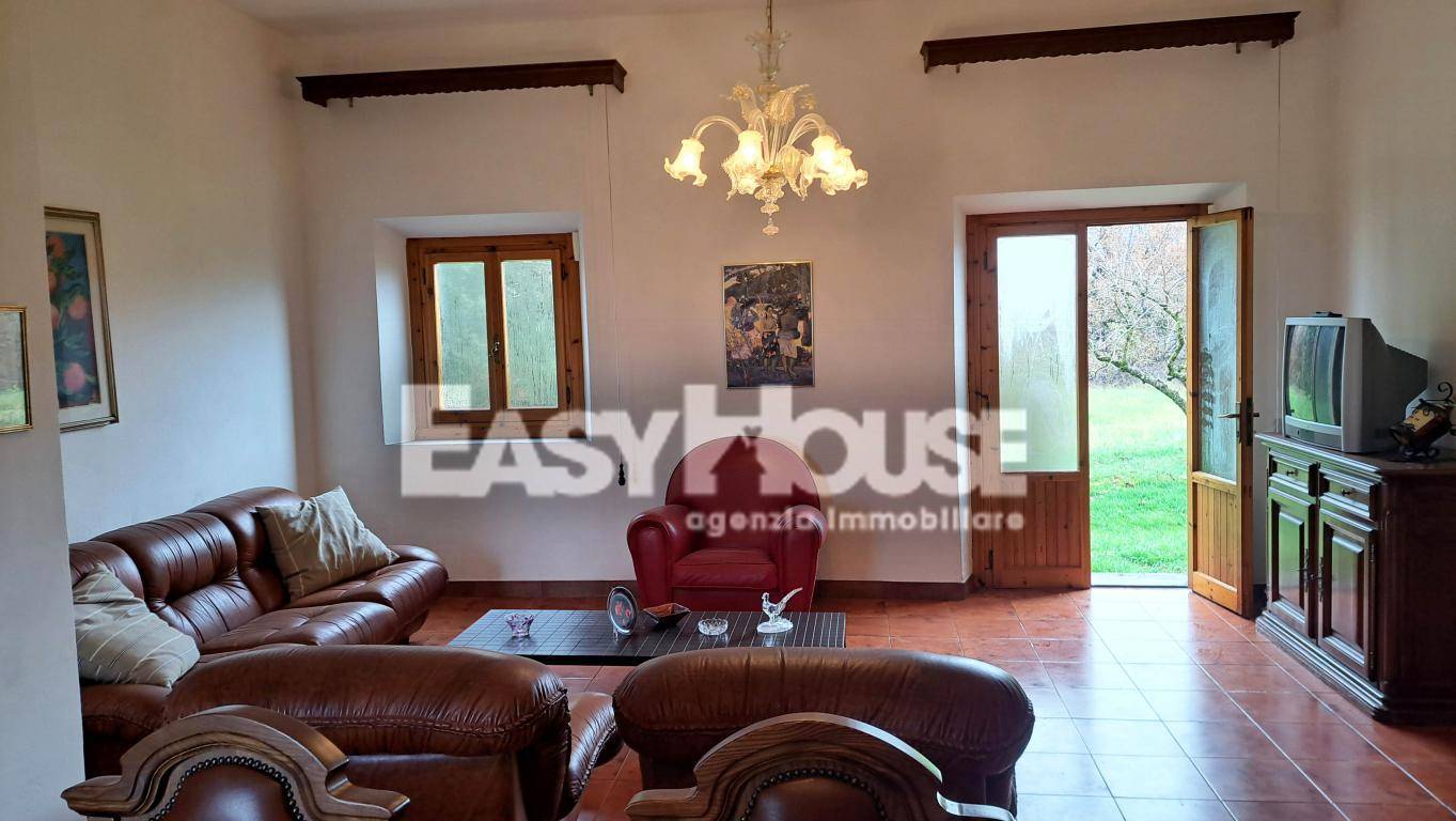 Casa indipendente in vendita a Laterina Pergine Valdarno