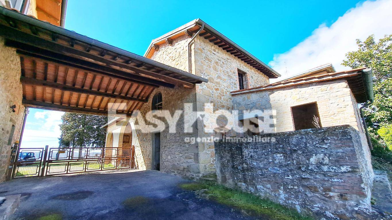 Rustico/Casale in vendita a Laterina Pergine Valdarno
