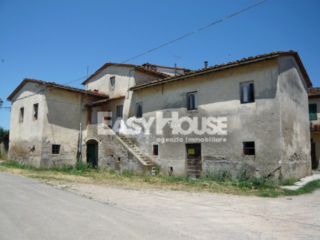 Rustico/Casale in vendita a Terranuova Bracciolini, Traiana