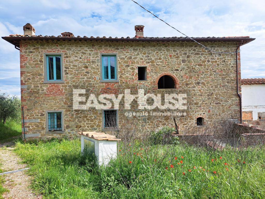 Rustico/Casale in vendita a Loro Ciuffenna