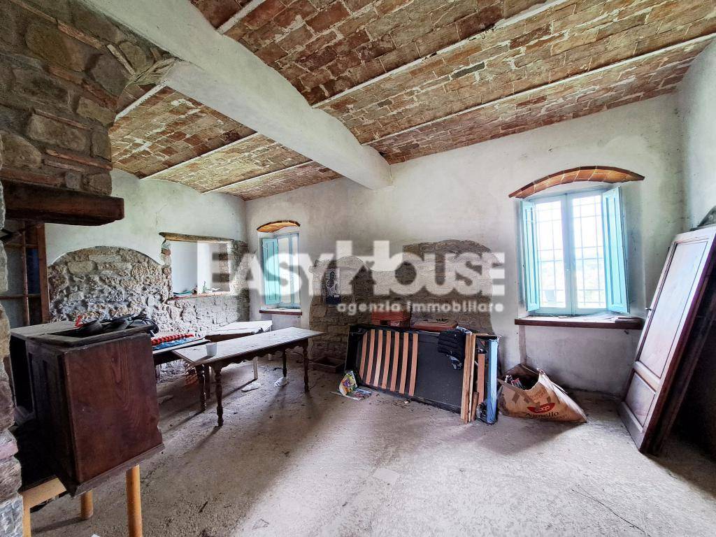 Rustico/Casale in vendita a Loro Ciuffenna