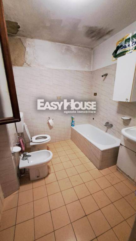 Casa indipendente in vendita a Terranuova Bracciolini, Campogialli