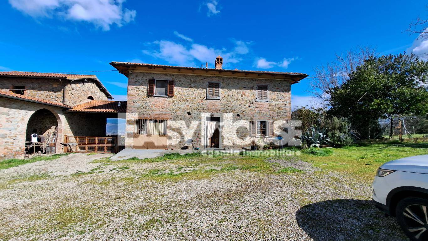 Rustico/Casale in vendita a Arezzo