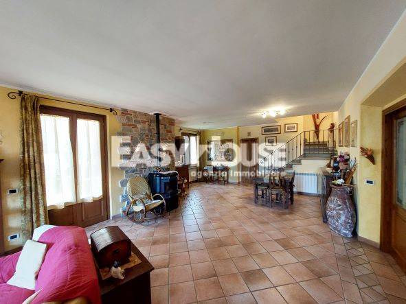 Villa in vendita a Loro Ciuffenna, San Giustino Valdarno