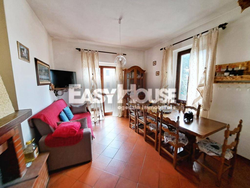 Appartamento in vendita a Loro Ciuffenna, San Giustino Valdarno