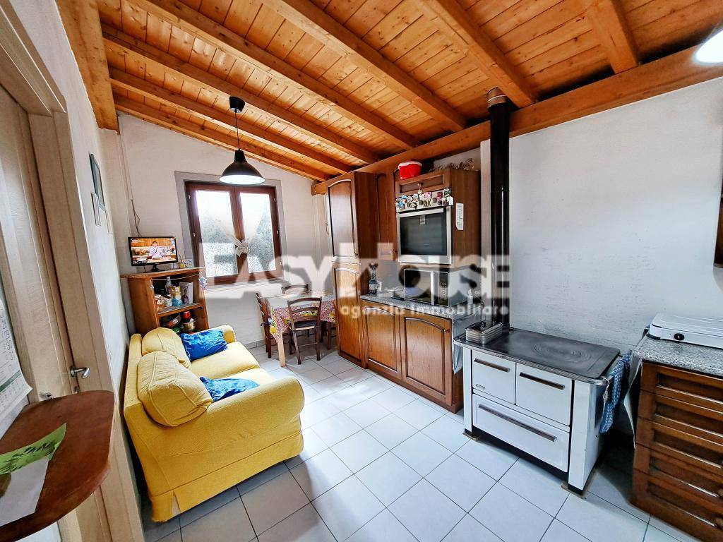 Appartamento in vendita a Loro Ciuffenna, San Giustino Valdarno