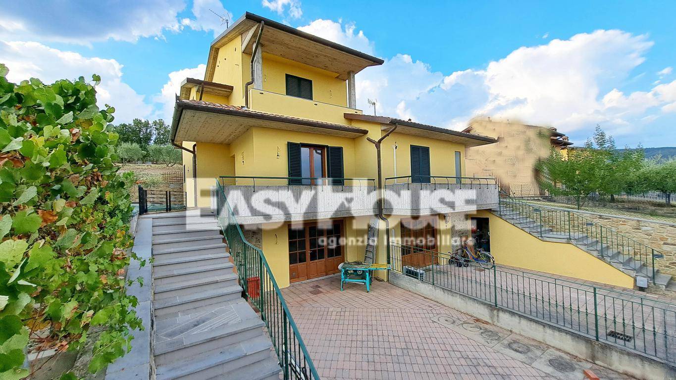 Villetta a schiera in vendita a Loro Ciuffenna, San Giustino Valdarno