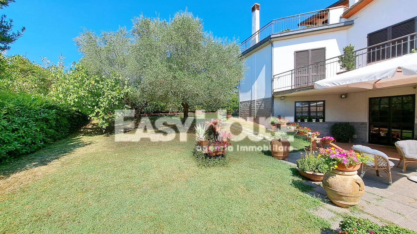 Casa indipendente in vendita a Laterina Pergine Valdarno