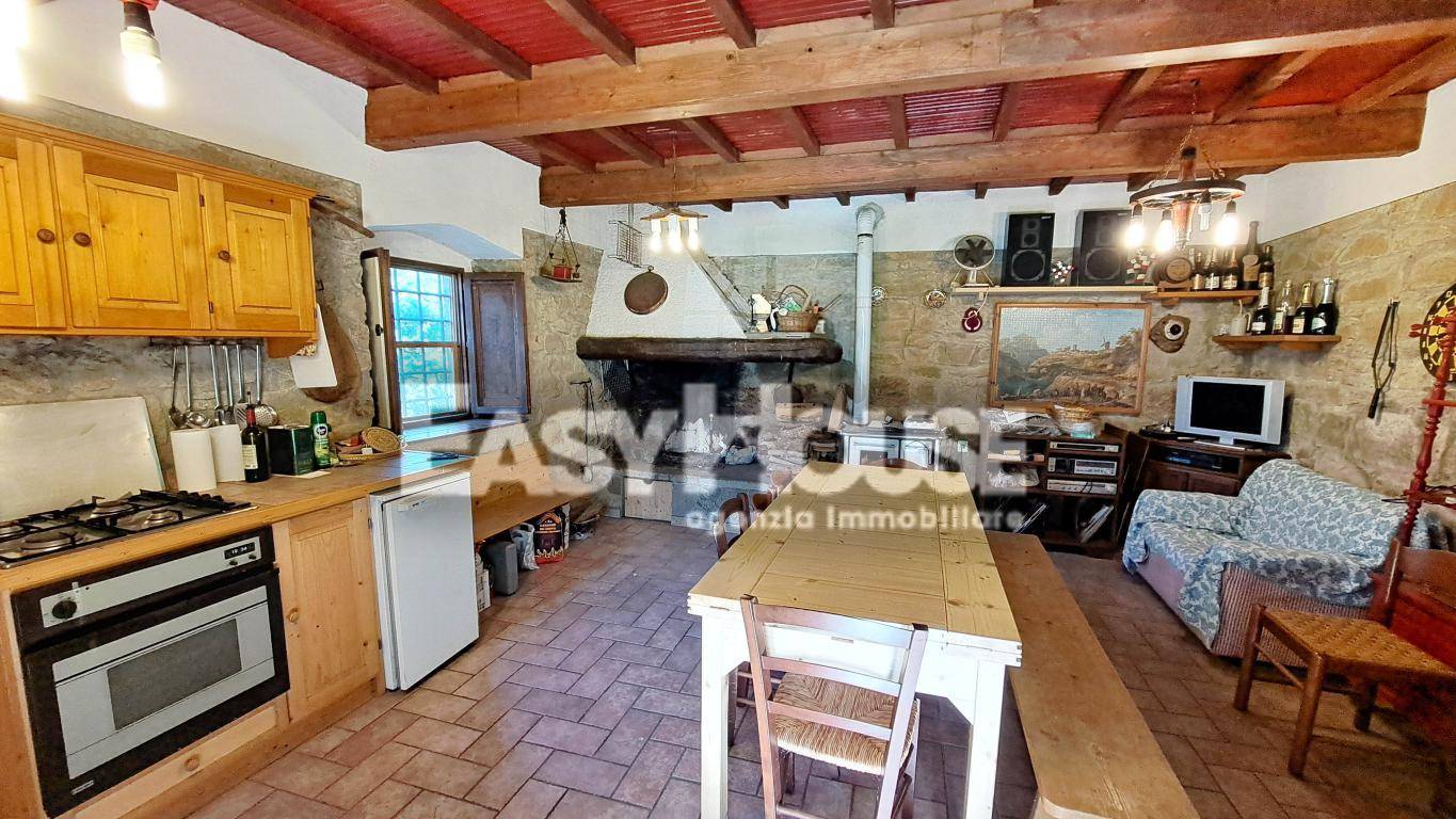 Rustico/Casale in vendita a Loro Ciuffenna, Poggio di Loro
