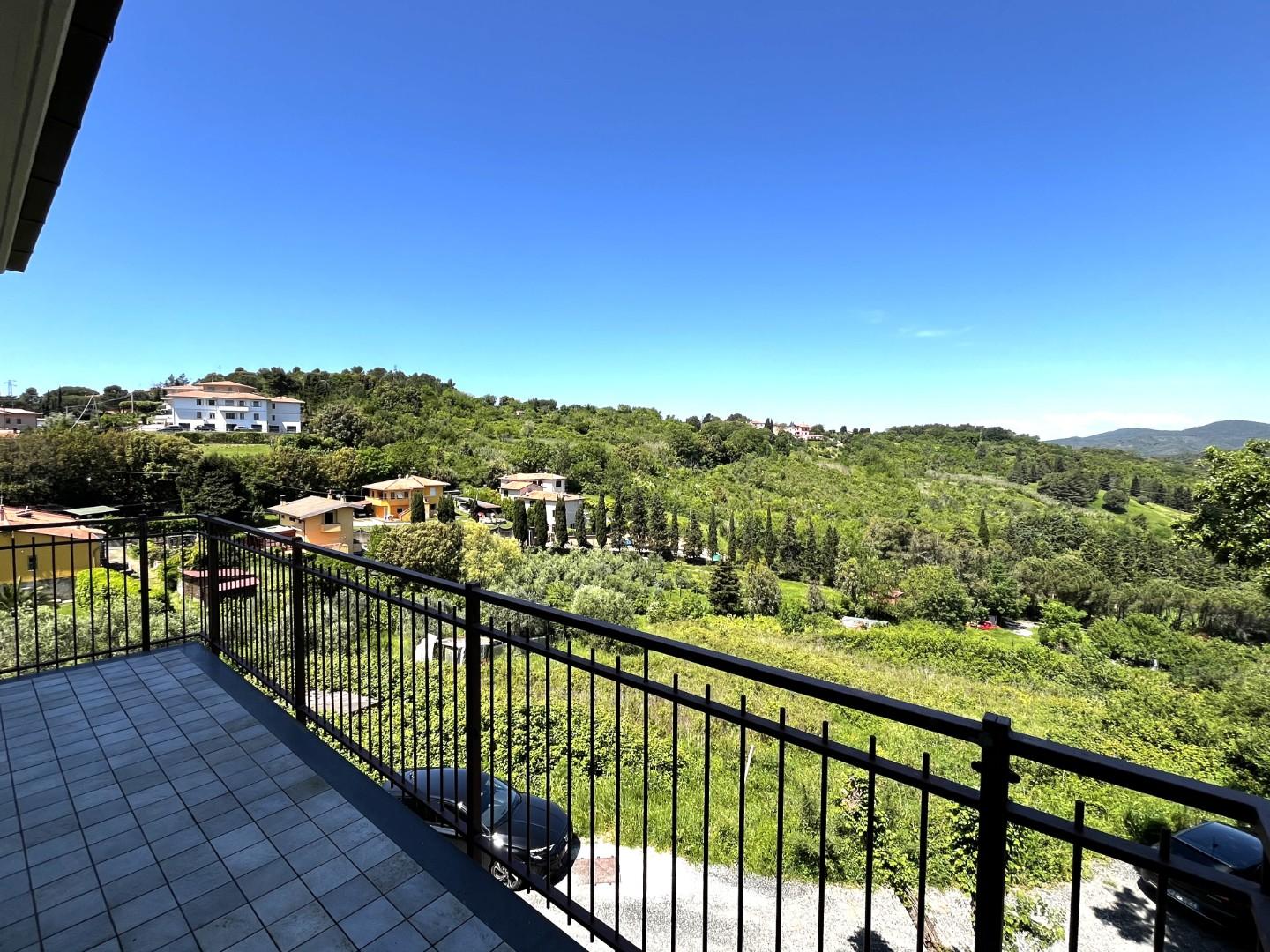 Trilocale in vendita, Rosignano Marittimo nibbiaia