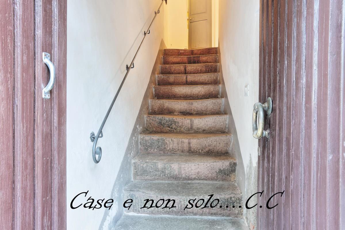 Trilocale in vendita, Castagneto Carducci centro del borgo