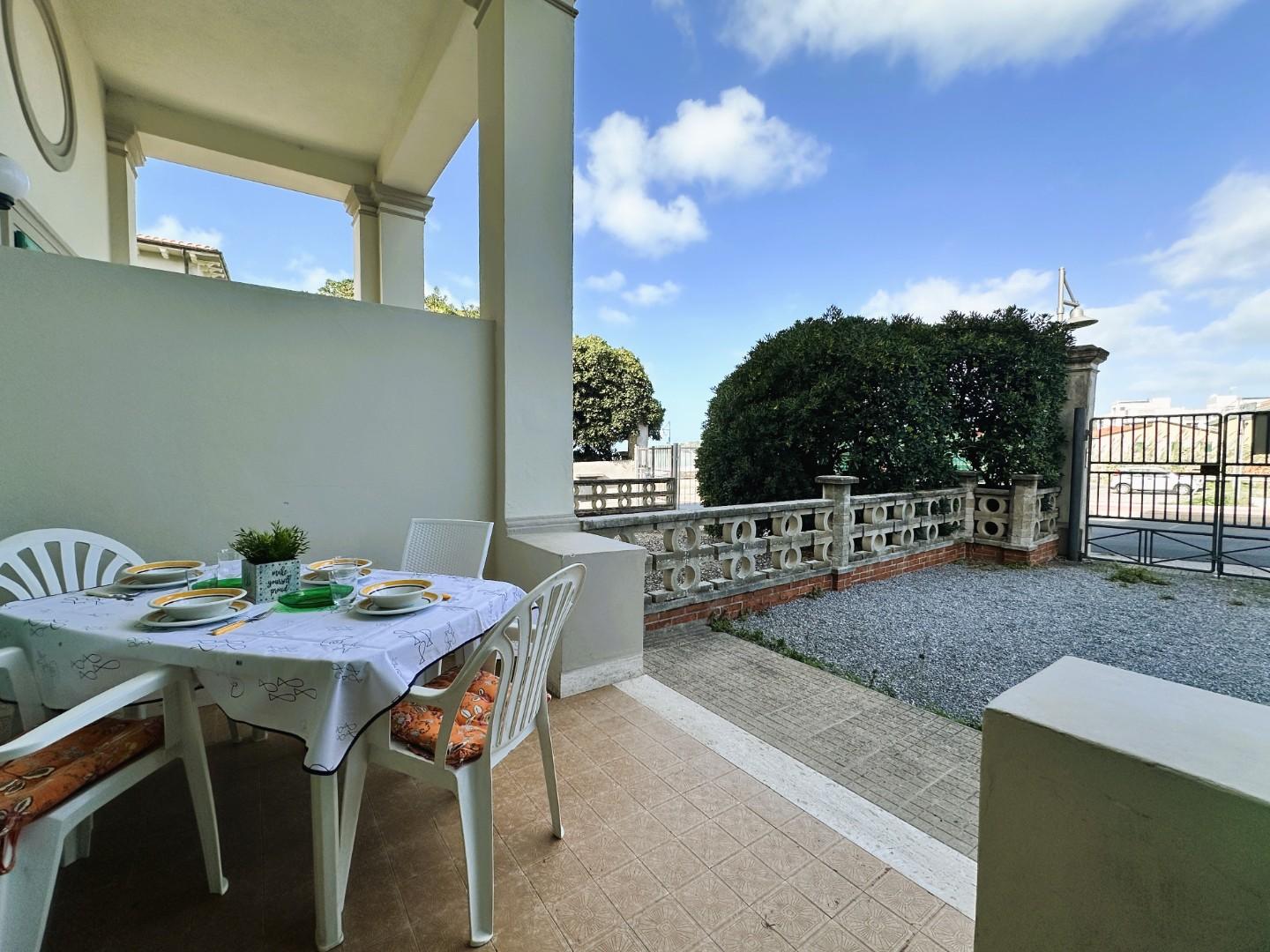 Trilocale con giardino, Rosignano Marittimo caletta