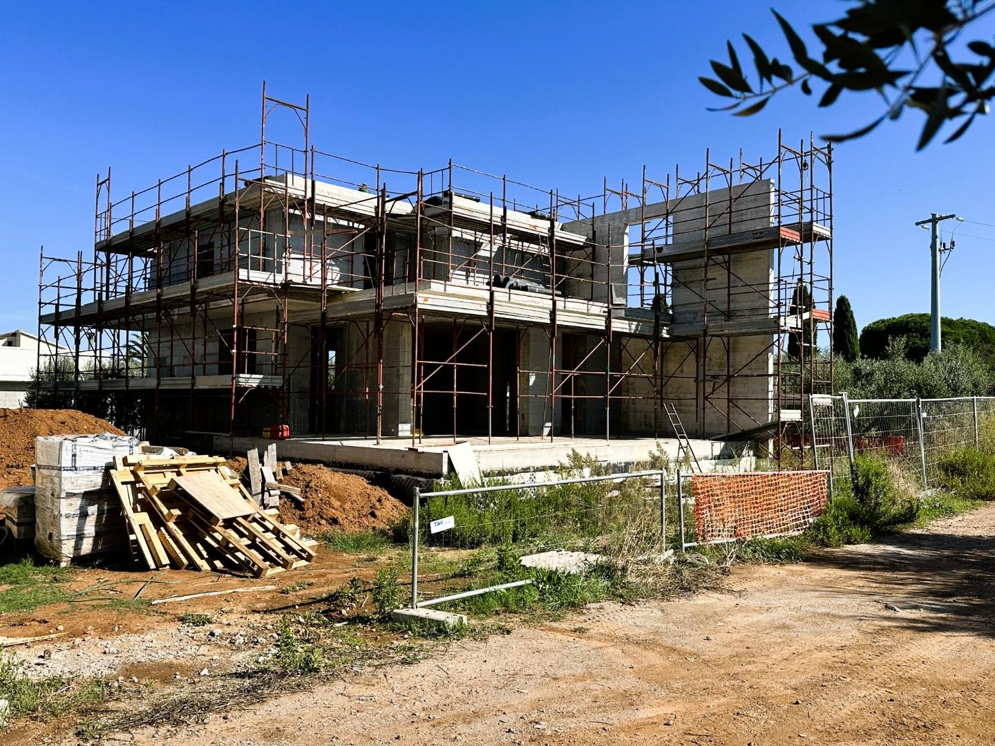 Villa con giardino a San Vincenzo