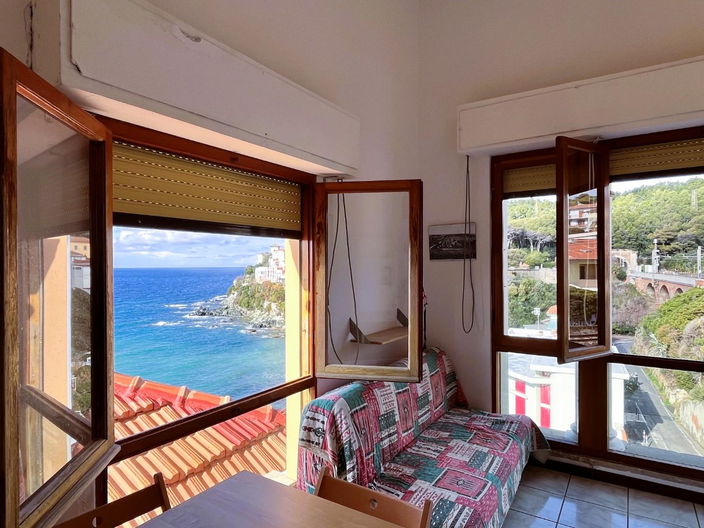 Bilocale vista mare, Rosignano Marittimo castiglioncello