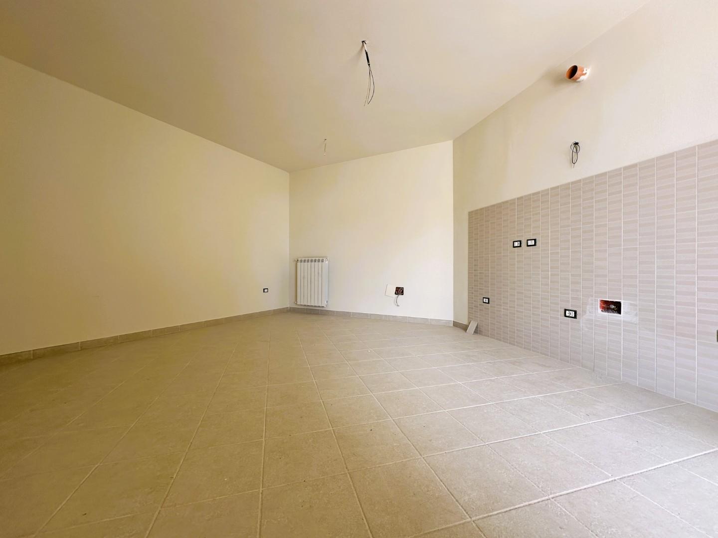 Bilocale con terrazzo, Rosignano Marittimo caletta