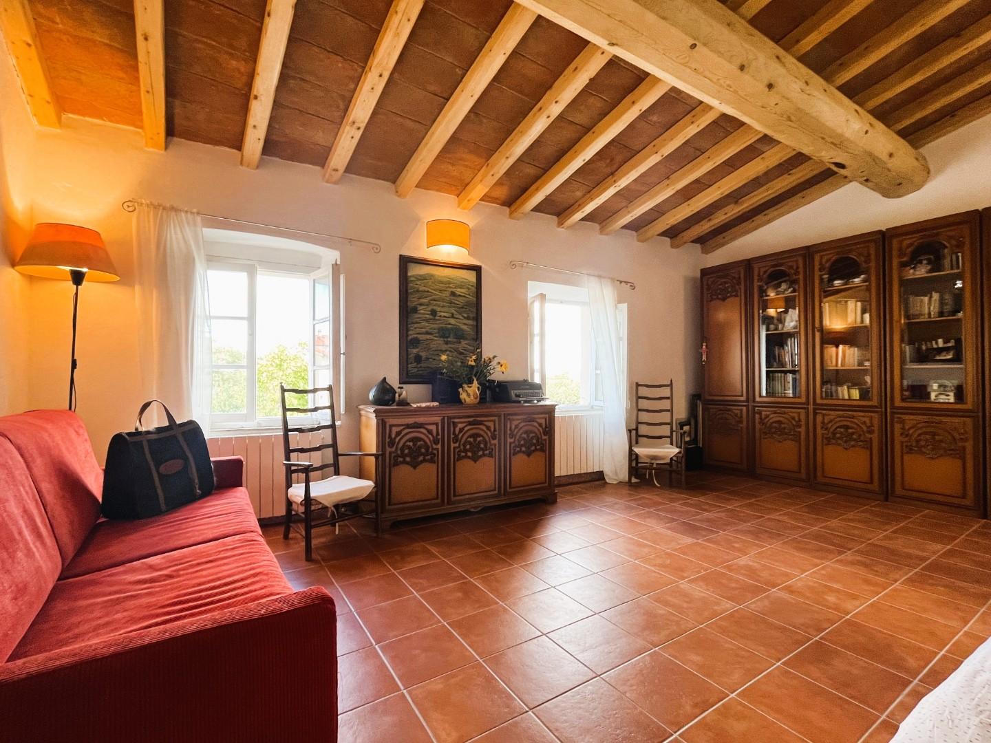 Casa indipendente ristrutturata, Rosignano Marittimo nibbiaia