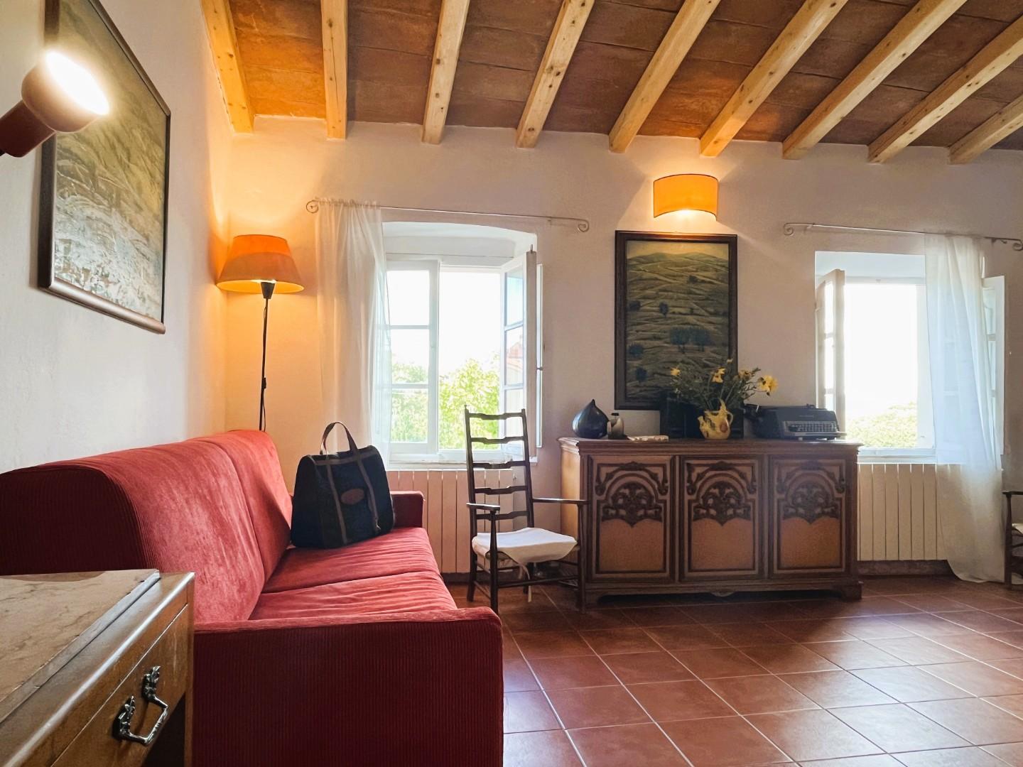 Casa indipendente ristrutturata, Rosignano Marittimo nibbiaia