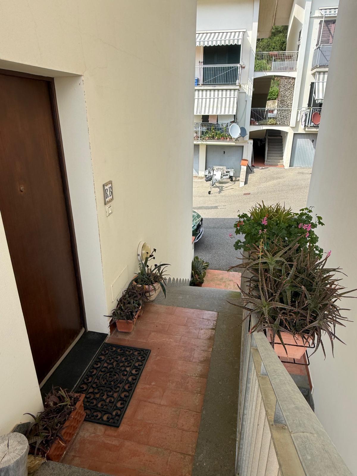 Trilocale con giardino, Rosignano Marittimo nibbiaia
