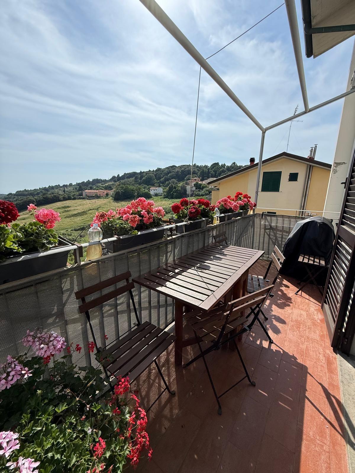 Trilocale con giardino, Rosignano Marittimo nibbiaia