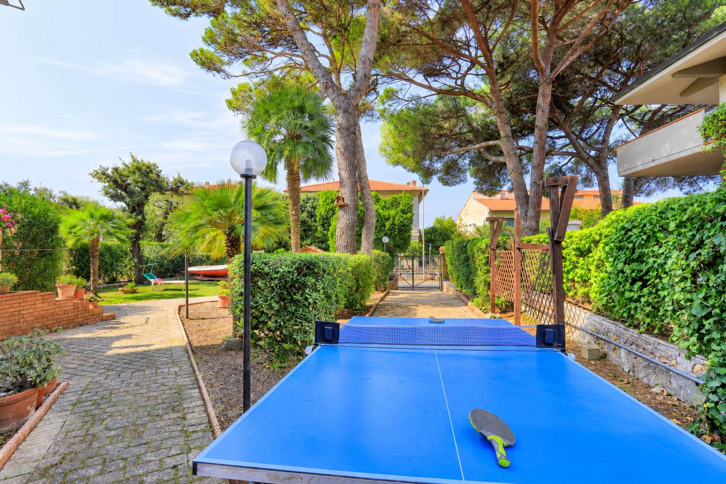 Villa Trifamiliari con giardino, Livorno quercianella